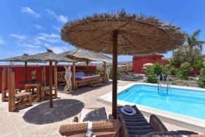 Country houses for groups