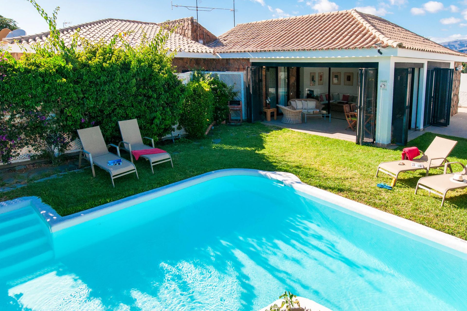 Private pool